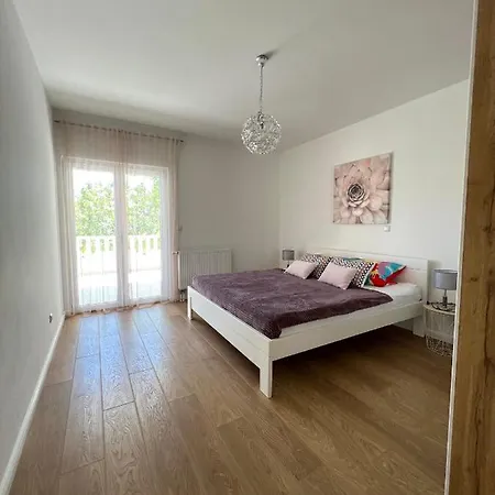 Apartment Luxor *